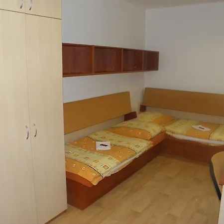 Hostel Slezská *